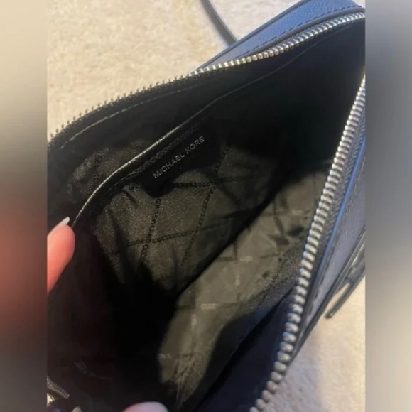 Michael Kors Jet Set Large Saffiano Leather Crossbody Bag - Picture 5 of 6